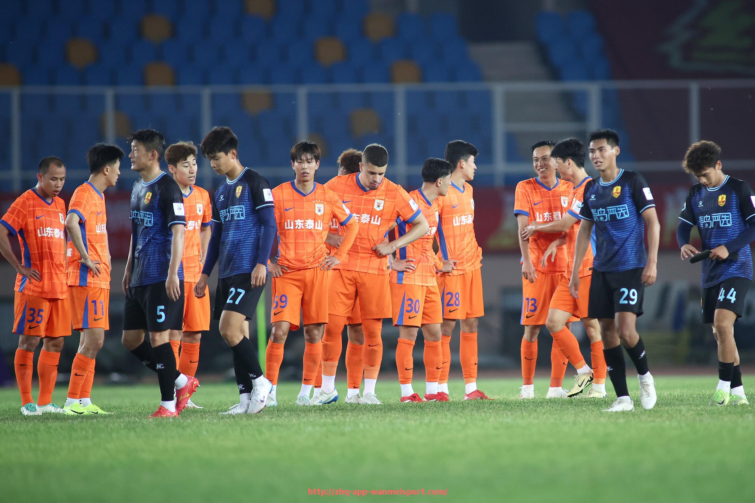 完美体育官方入口-2007年火箭队对爵士队季后赛录像回顾