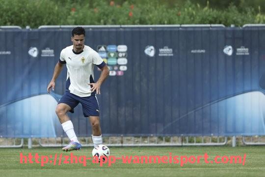 完美体育官方入口-德甲球队转会期买人规则与外援限制政策